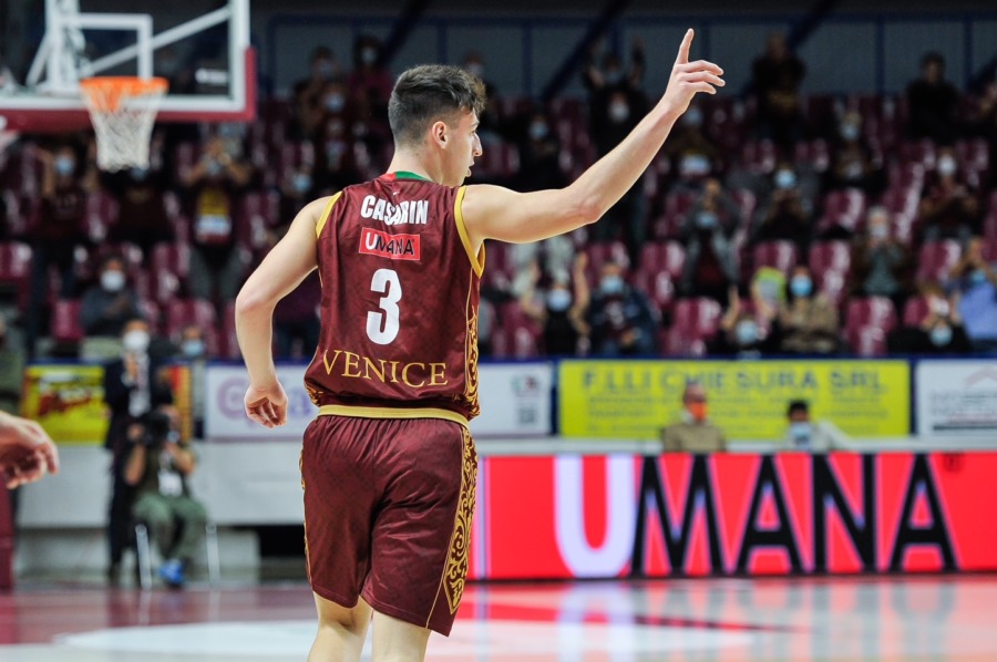 Umana Reyer Venezia, rescissione per Davide Casarin