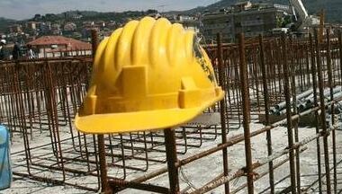 Documenti falsi, smascherata impresa edile