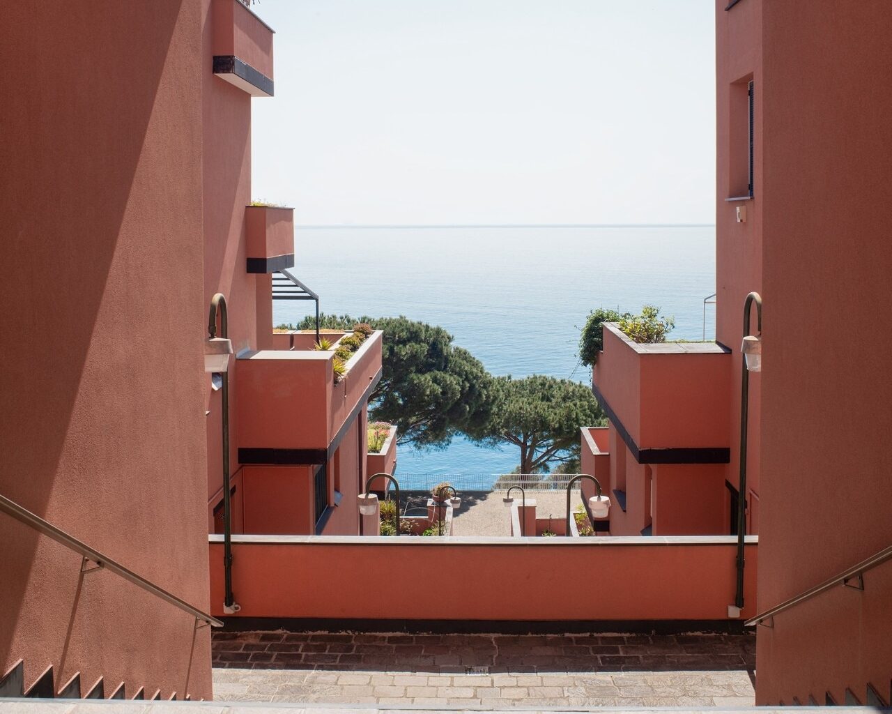 Quando la vacanza era un progetto: le architetture di Gardella, Zanuso e Daneri in Liguria