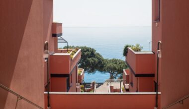 Quando la vacanza era un progetto: le architetture di Gardella, Zanuso e Daneri in Liguria