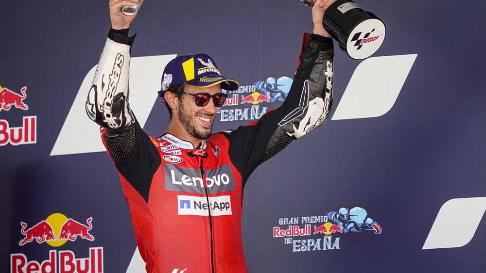 "Sono un pilota zingaro, tra l’asfalto e la terra", il campione di Motogp e Motocross Dovizioso si racconta