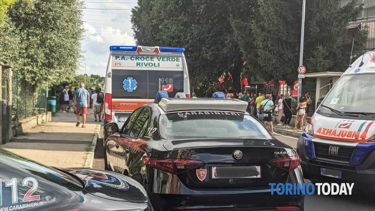 Esplosione al quarto piano di una palazzina a Savonera, Collegno: ci sono persone coinvolte