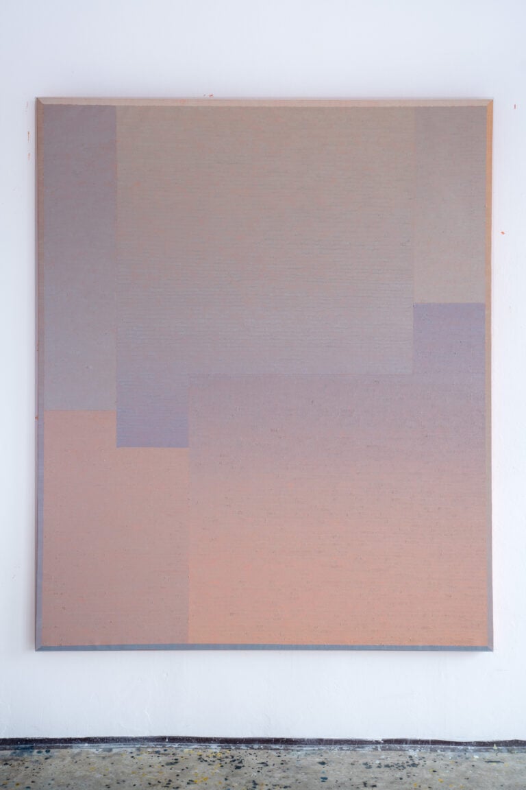 Fine delle trasmissioni 2025, olio su tela 230x190 cm; credito fotografico Šimon Lupták
