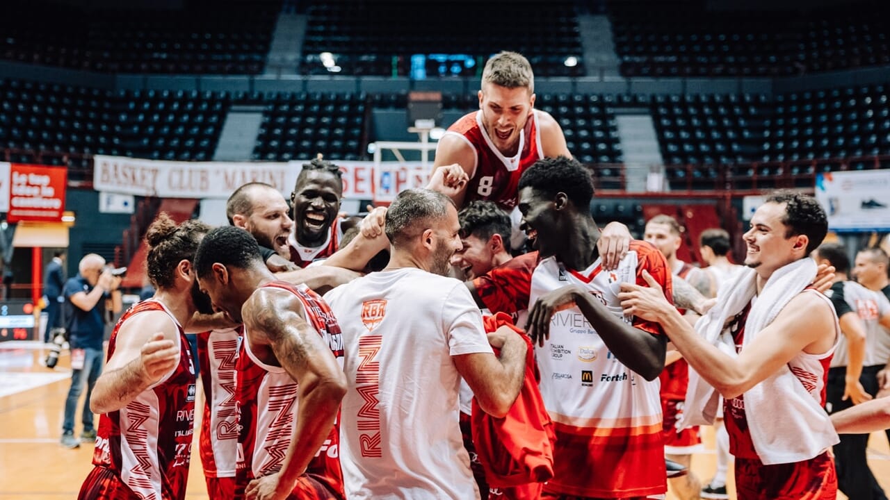 E' la notte magica di Rbr, Rivierabanca vince gara4 al Palafiera ed è in finale per la serie A1