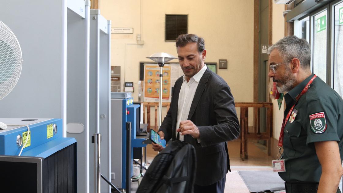 “Ma quale corruzione. E non c’è nessun conflitto d’interesse”