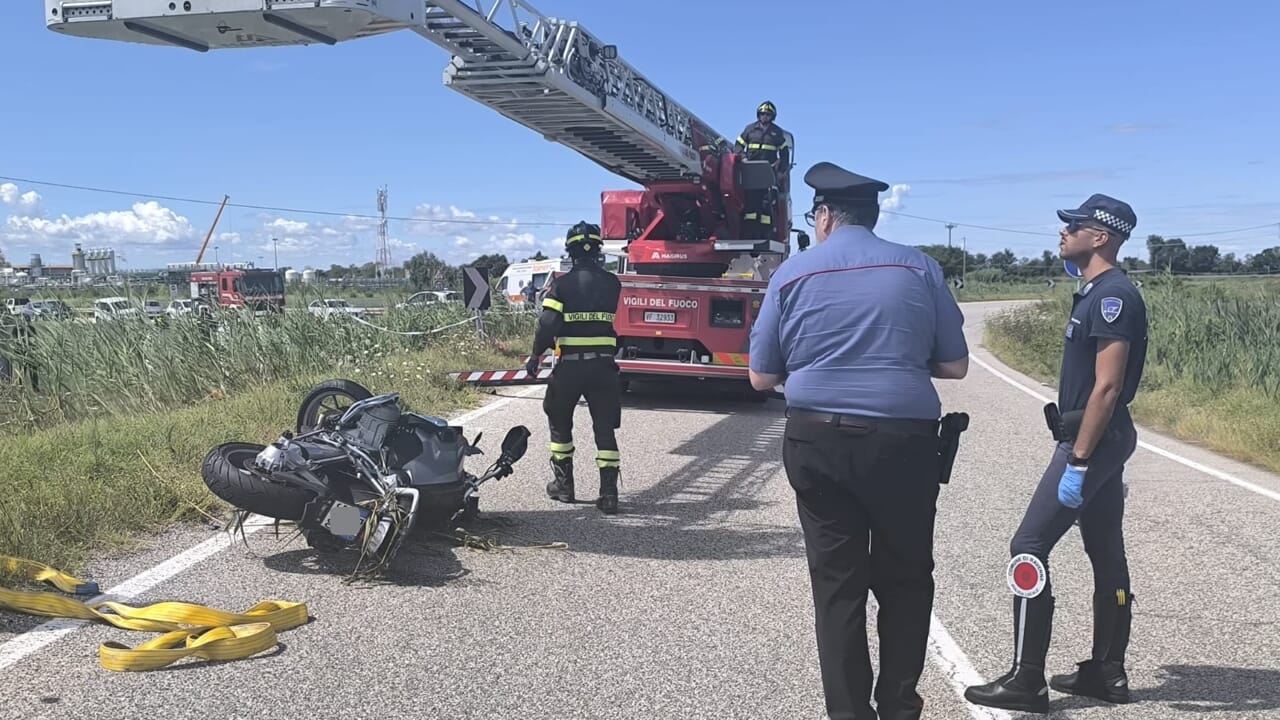 Scomparso dopo una cena, ritrovato senza vita e nascosto in un fosso Vittorio Buccioli, insieme alla sua moto