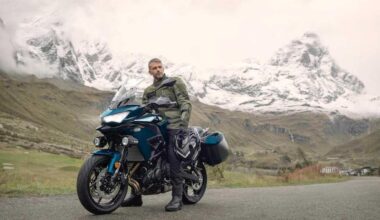 Kawasaki Versys 650 2026: in arrivo nuove colorazioni per la crossover di media cilindrata - News