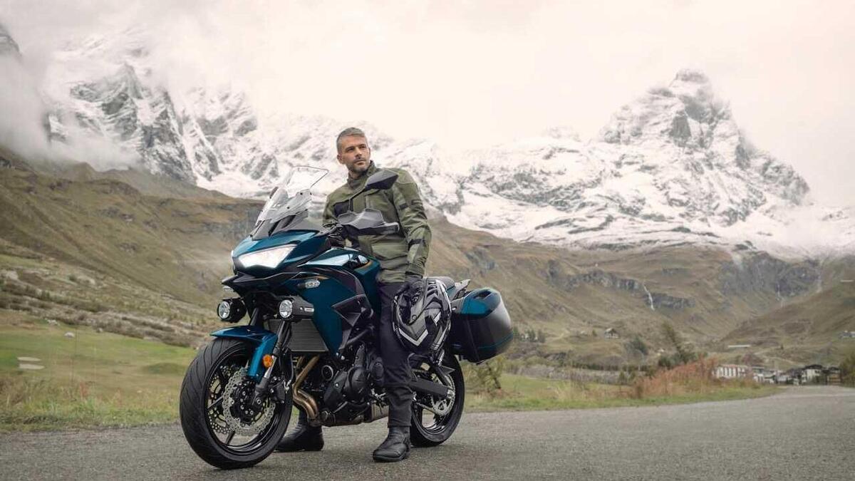 Kawasaki Versys 650 2026: in arrivo nuove colorazioni per la crossover di media cilindrata - News