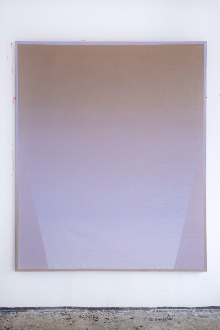 La coperta preferita (Miracolo) 2025, olio su tela 230x190 cm; credito fotografico Šimon Lupták