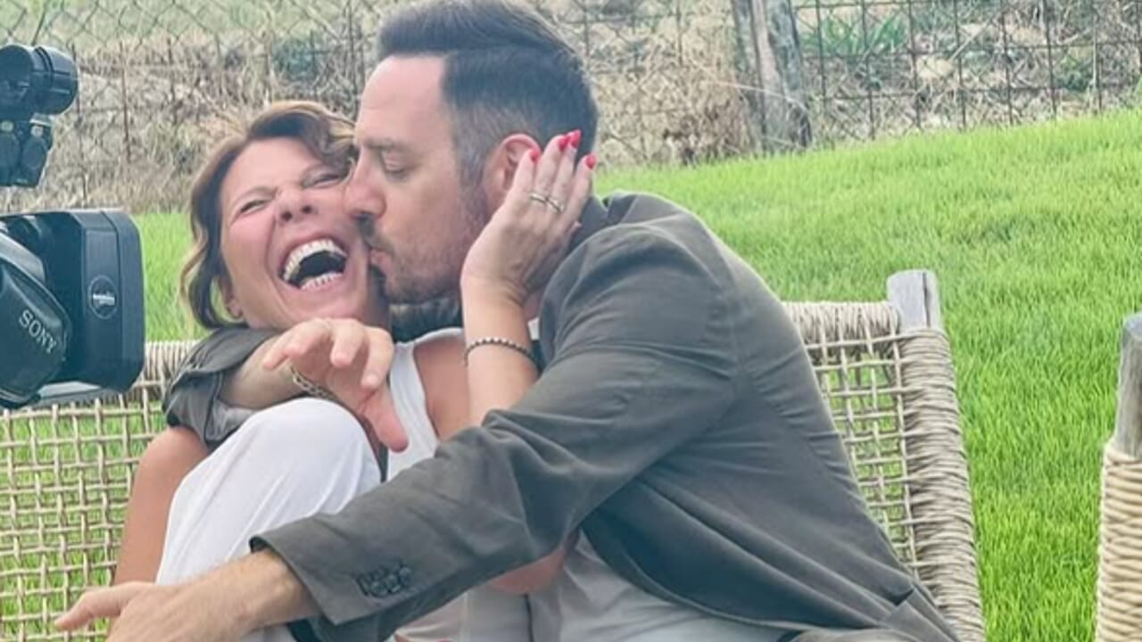 Luna Berlusconi ha sposato un personaggio della tv (con un abito decisamente "insolito")