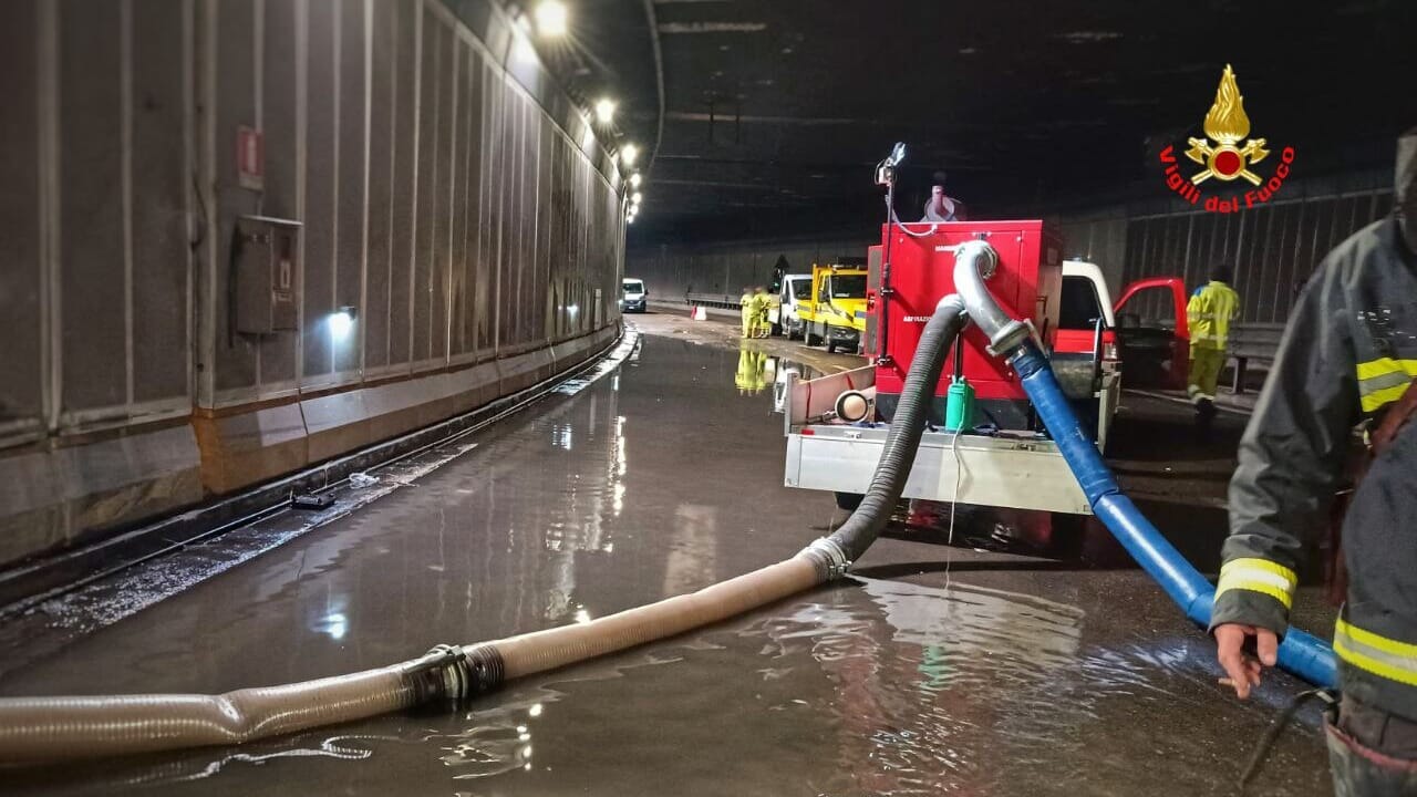 Allagamenti e alberi sradicati nella serata di giovedì nel Lecchese