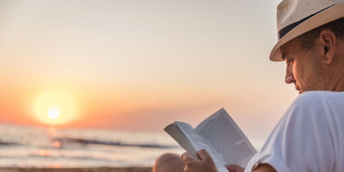 I 10 migliori gialli da leggere quest'estate sotto l'ombrellone
