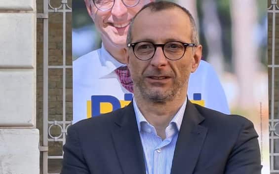 Pesaro, avviso di garanzia all’ex sindaco Matteo Ricci per affidi irregolari