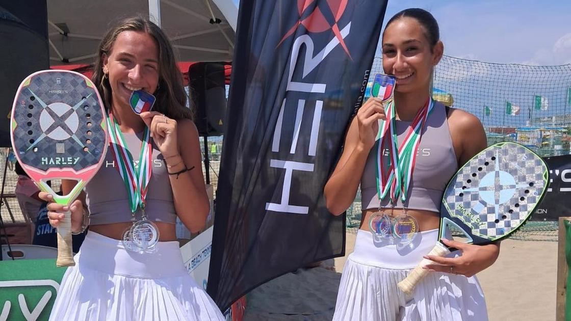 Beach tennis. Minguzzi e Antonellini regine a Viareggio. Titolo nazionale in singolo e doppio misto