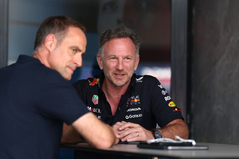 Oliver Mintzlaff, Managing director Red Bull GmbH, con Christian Horner prima della cacciata