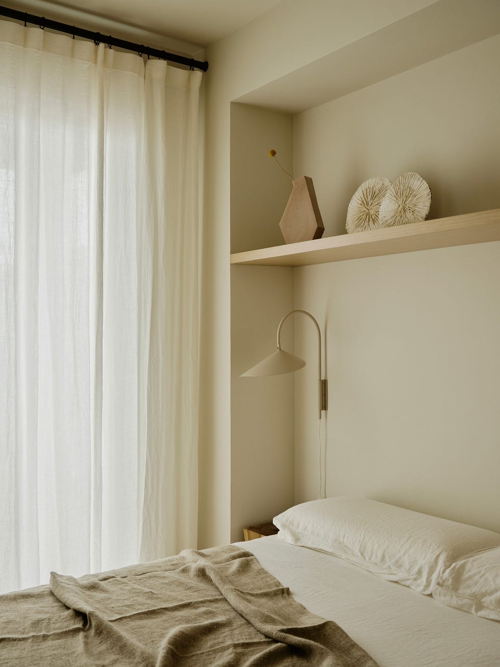 casa color crema in spagna