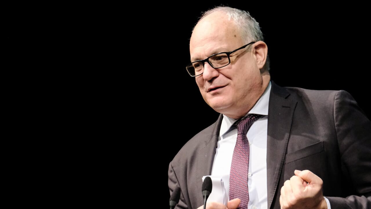 Sondaggio BiDiMedia, il 52% dei romani è soddisfatto del sindaco Gualtieri