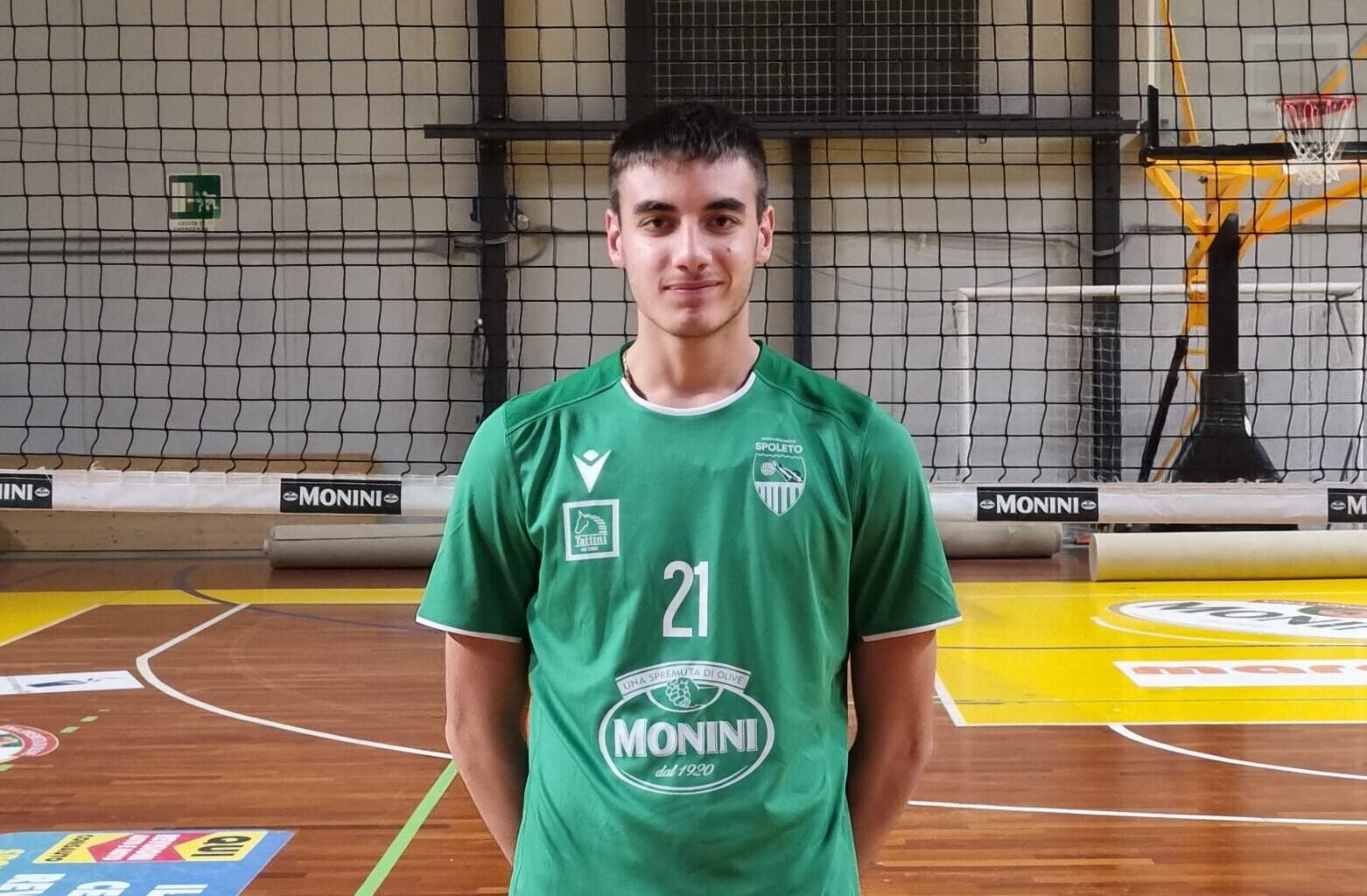 C M - L'ex Nuova Pallavolo Spoleto Jacopo Sagrestani verso la Italchimici Foligno