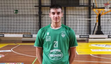 C M - L'ex Nuova Pallavolo Spoleto Jacopo Sagrestani verso la Italchimici Foligno