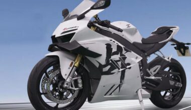 ZXJC 820RR Sportiva a tre cilindri? - News