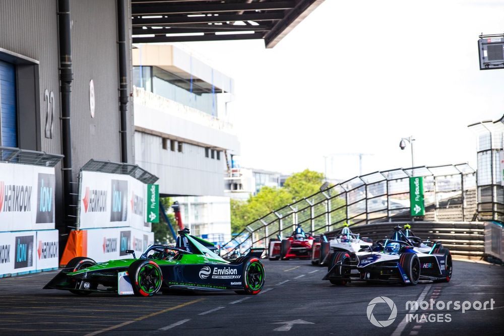 Sebastien Buemi, Envision Racing, Jaguar I-TYPE 6, Maximilian Gunther, Maserati Racing, Maserati Tipo Folgore
