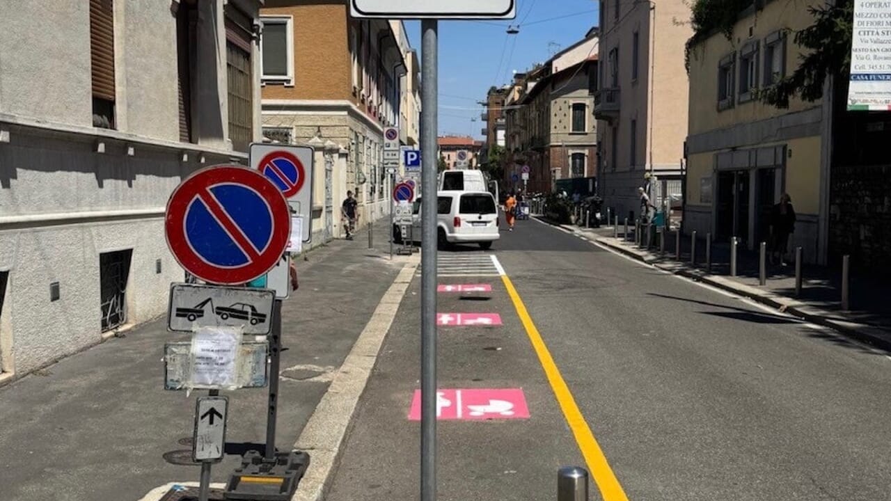 A Milano arrivano i primi parcheggi "rosa" per donne incinte e neo genitori