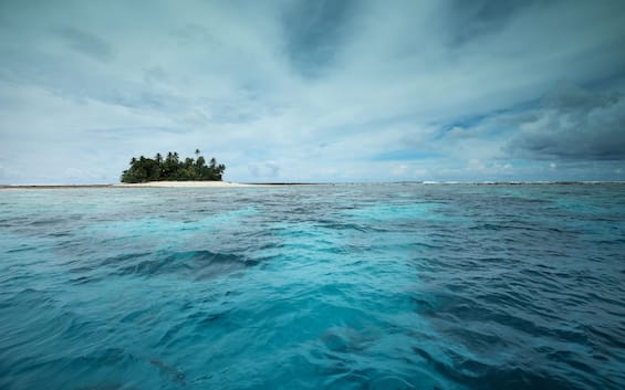 Tuvalu, lo Stato che rischia di scomparire sotto l'oceano: 8 abitanti su 10 chiedono di emigrare