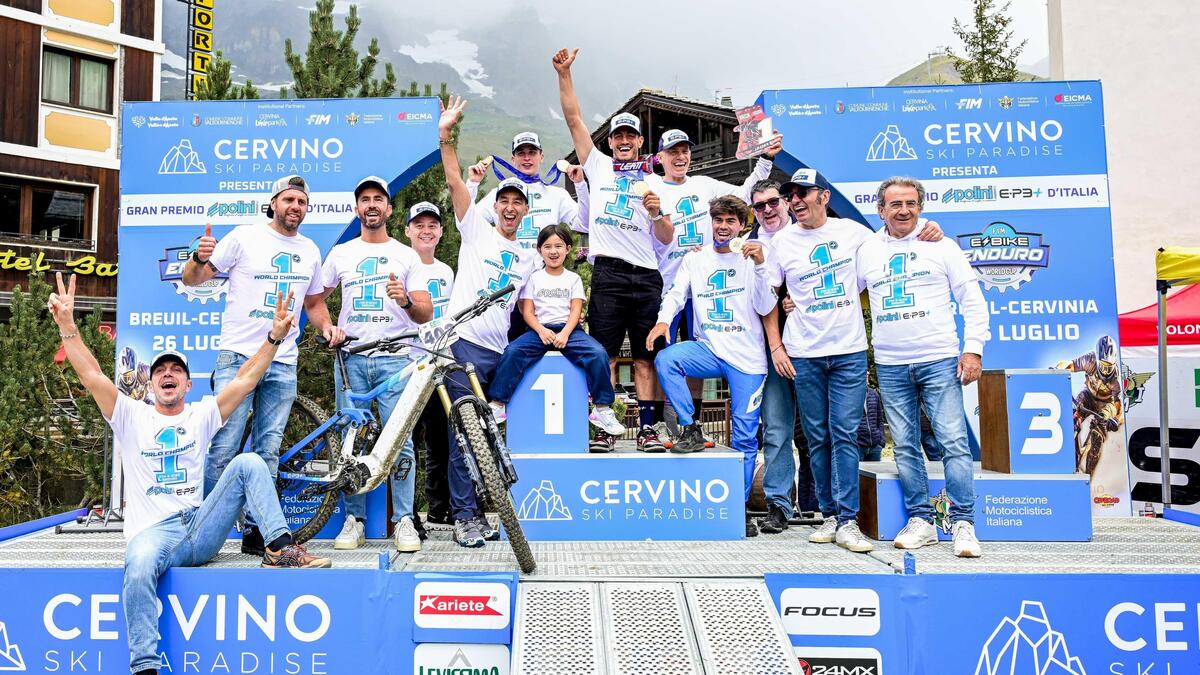Polini fa tripletta: è dominio alla Coppa del Mondo E-Enduro 2025 - News