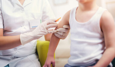 Vaccini: “Migliora la copertura globale, ma ancora troppi bambini ‘zero dosi’”
