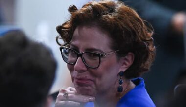 Carla Zambelli arrestata a Roma: Perseguitata in Brasile, Italia neghi estradizione