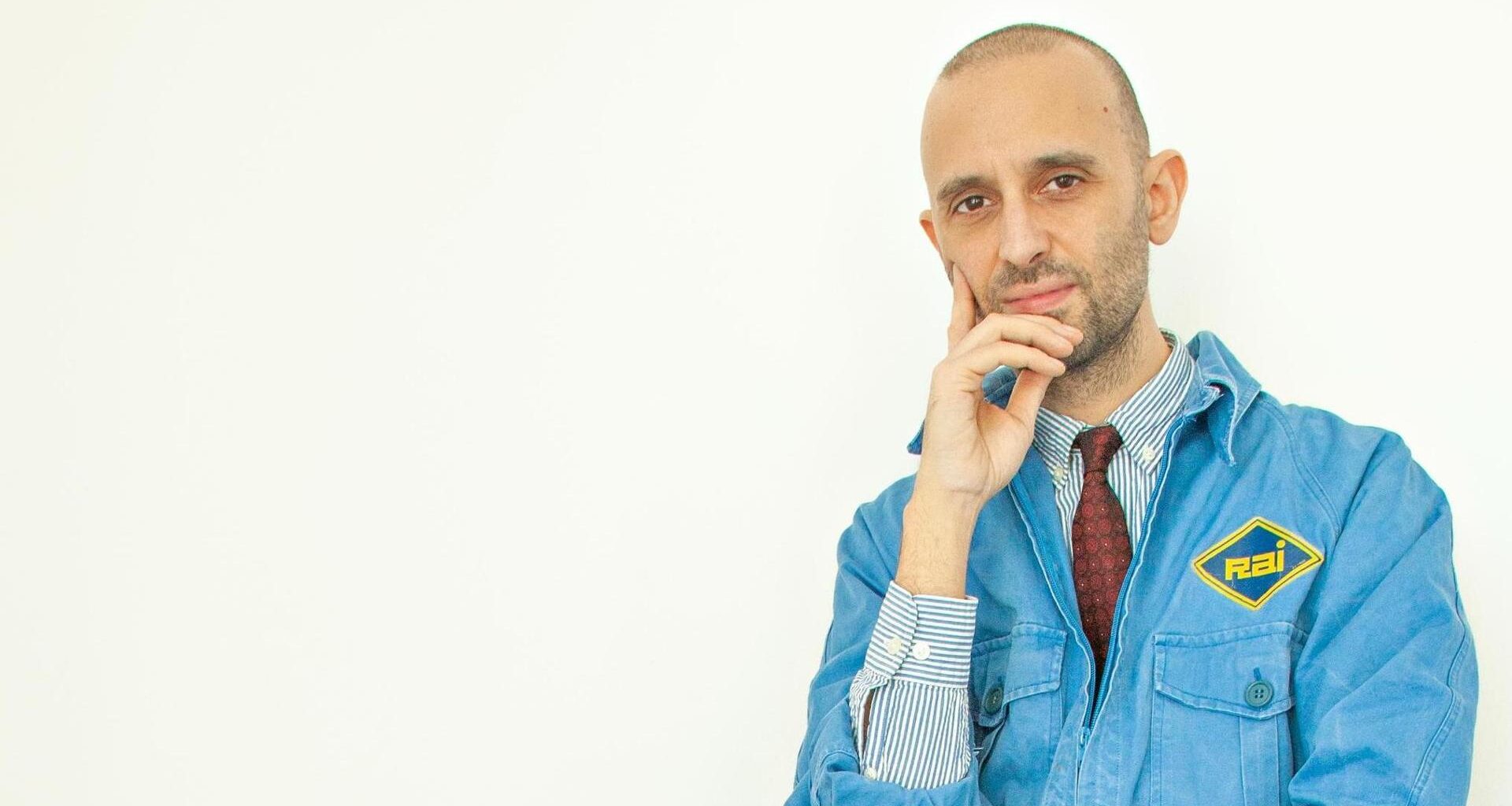 In val Vigezzo il collezionista di libri brutti: “Raccontano il nostro mondo”