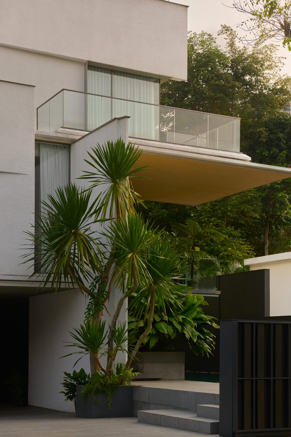casa bellissima con cemento a vista