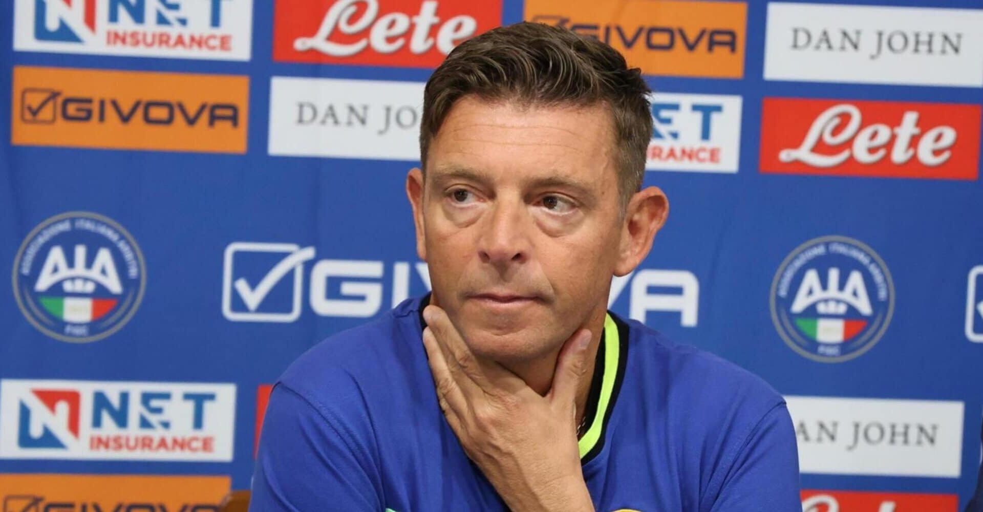 Rocchi è solo e i conti sono in bilico: l’AIA spaccata  