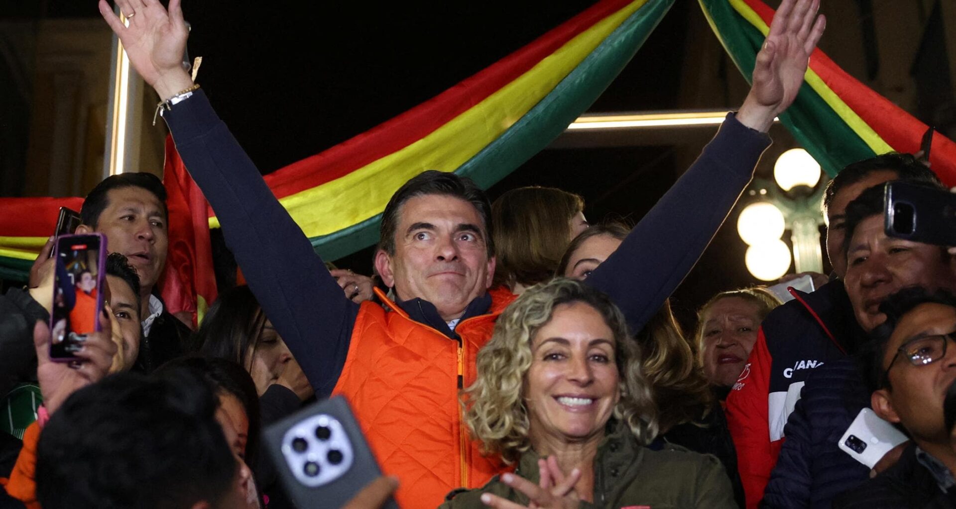 Bolivia, elezioni presidenziali: Paz e Quiroga al ballottaggio