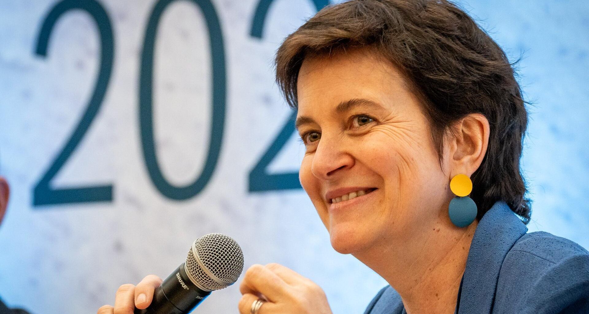 Maternità e lavoro, la manager Zezza "La situazione in Italia deve cambiare"