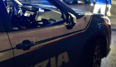 Rapina in un bar a Tor Bella Monaca, tre feriti: tra loro anche il titolare