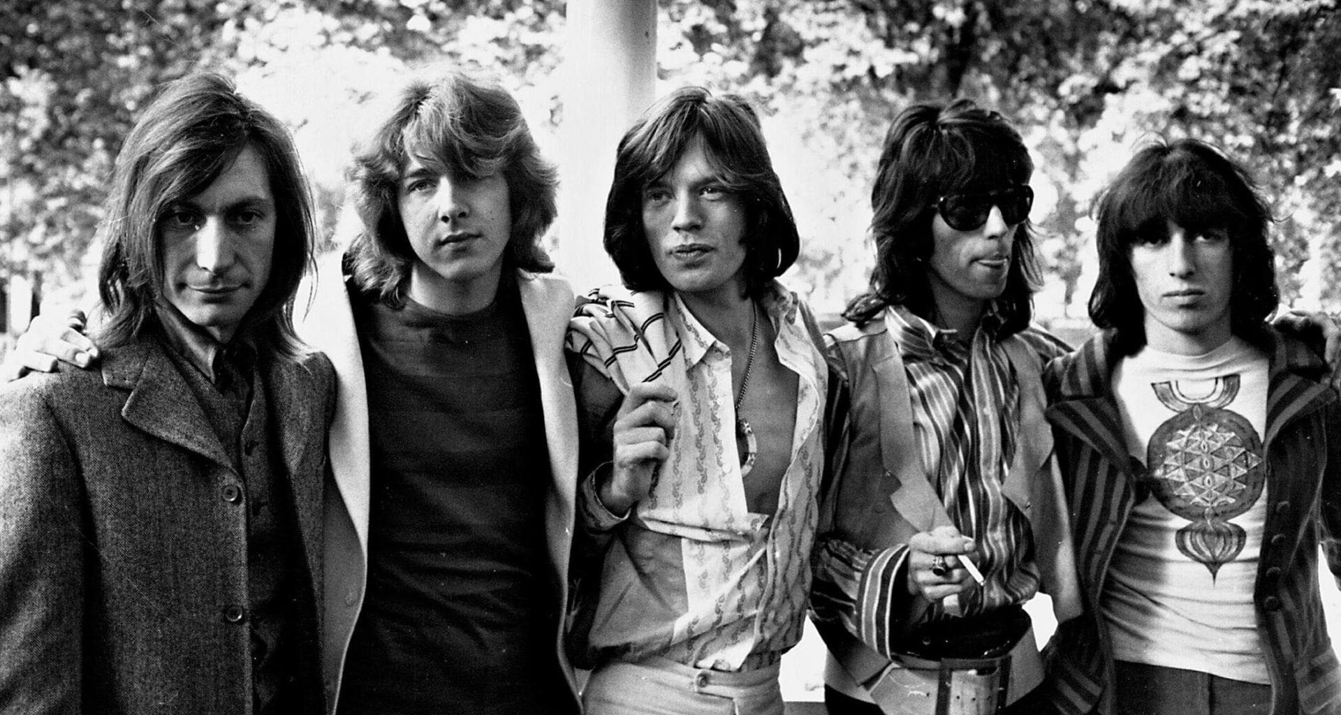 Rolling Stones, la chitarra della discordia: “Il museo l’ha rubata, era di Mick Taylor”. “È falso”