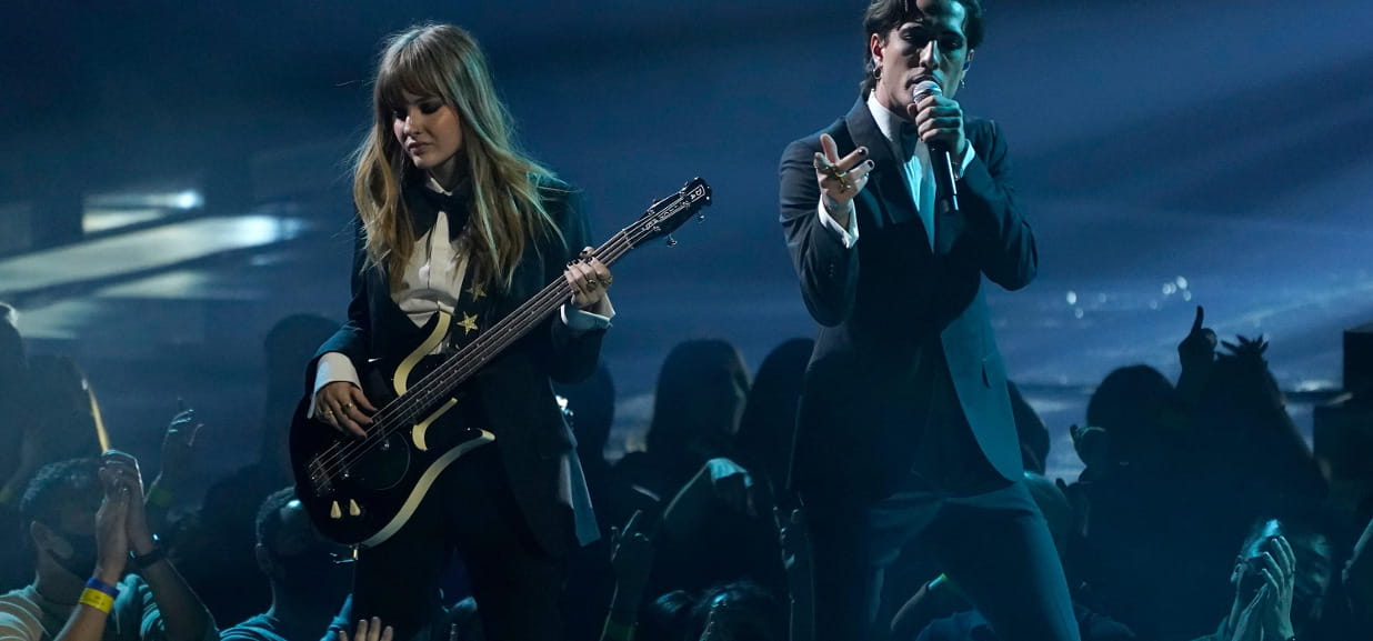 Maneskin, incassi dimezzati dopo l’addio: Victoria guadagna più di Damiano