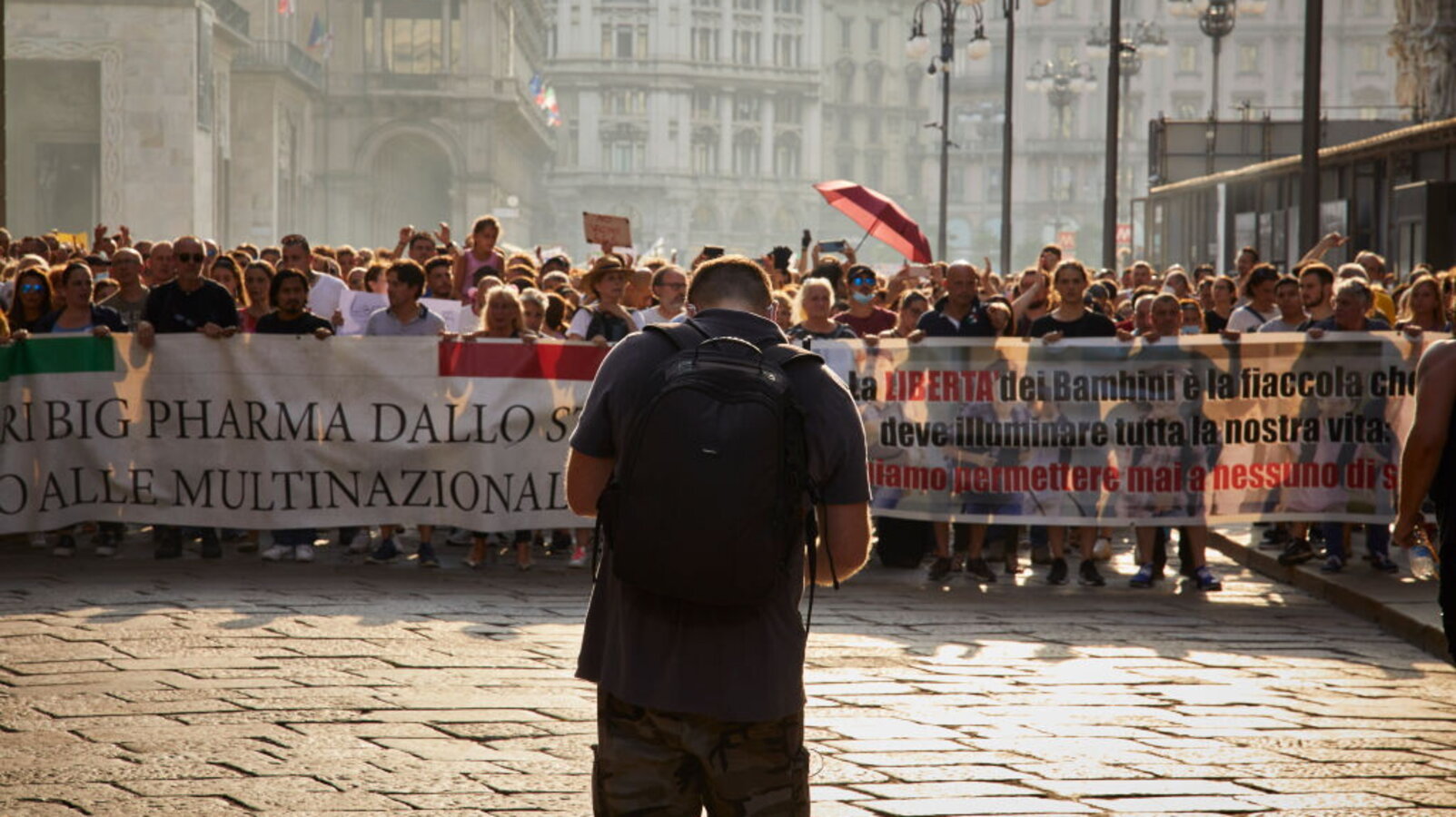 Vaccini e autismo. Il filo rosso che lega una bufala mondiale, il governo degli Stati Uniti e la destra italiana