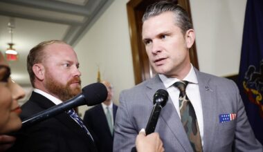 Usa, il capo del Pentagono condivide video su donne che non dovrebbero votare 