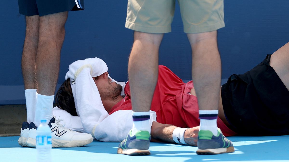 Tennis, caldo torrido a Cincinnati: Rinderknech si accascia e poi si ritira - Sportmediaset