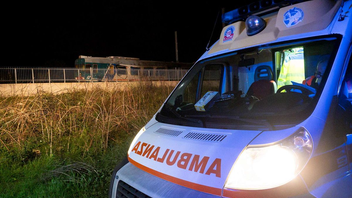 Gardone Riviera (Brescia), fingono di gettarsi sotto le auto: grave 27enne travolto