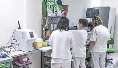 Visite serali, medici e infermieri in trincea: “Uno spot estivo ai danni del personale”