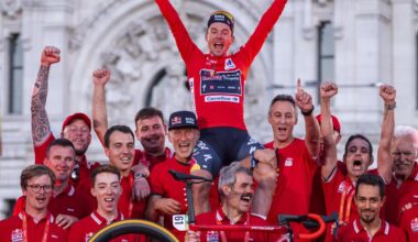 A Torino è l’ora della Vuelta: il via dalla Reggia di Venaria, musica dal vivo e parata dei campioni