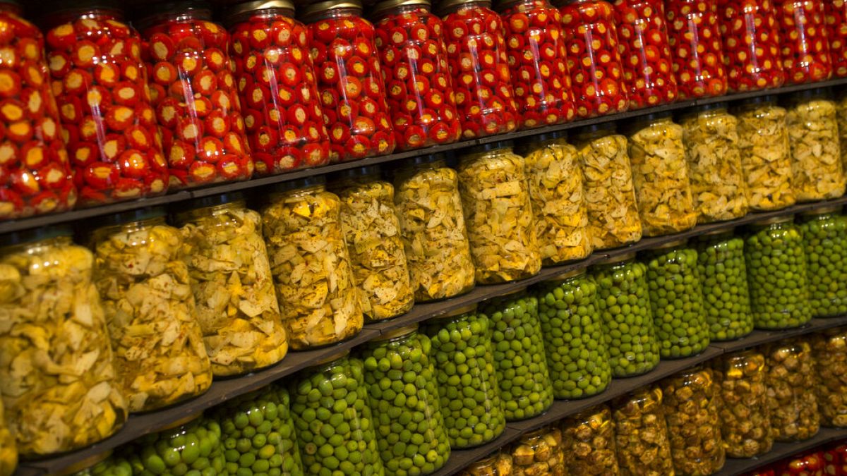 Italia: quarta donna muore a causa di intossicazione da botulino, cresce la preoccupazione nel Paese