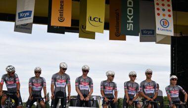 CicloMercato 2026, il punto in casa Alpecin: in attesa di novità sul fronte sponsor pochi movimenti in entrata e tante probabili uscite - Si ripartirà da Van der Poel, Philipsen e Groves