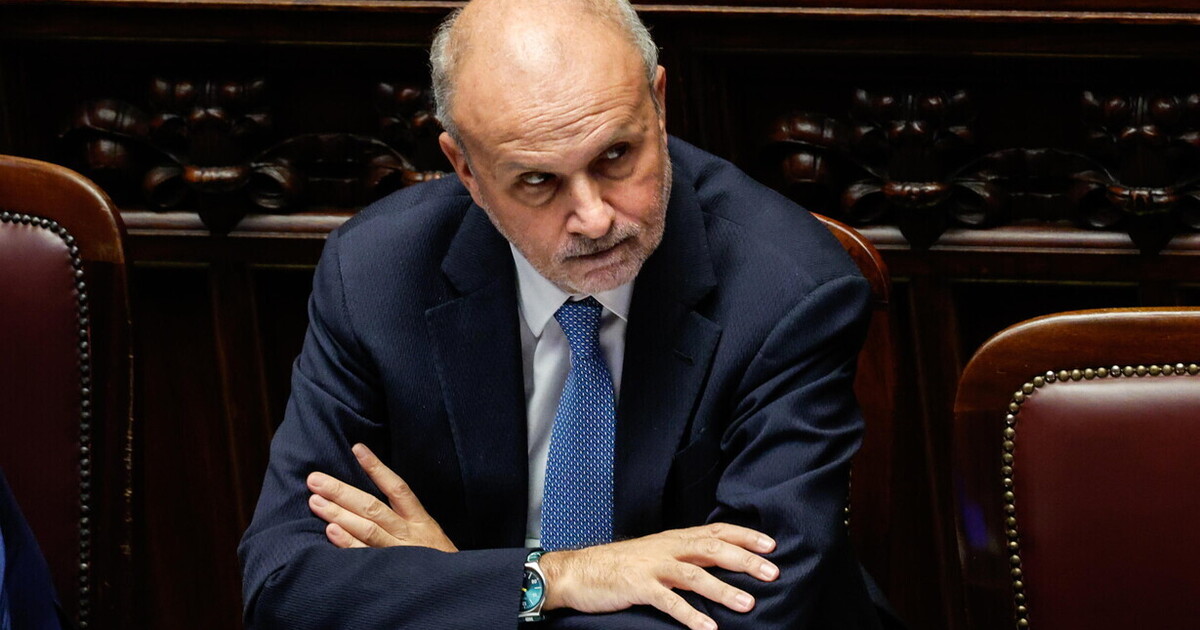 Pluralollo e il pluralismo alla vaccinara del governo su vaccini e scienza