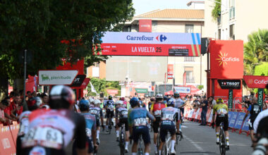 Vuelta a España 2025, i comunicati della Giuria: sanzioni, bollettino medico e controlli tappa per tappa