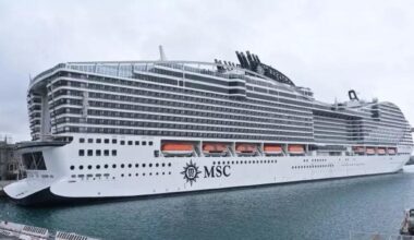Nave Msc World Europa in avaria al largo di Ponza con 8.500 passeggeri: scattati i soccorsi