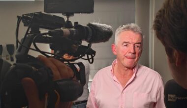 Ryanair, bonus di 2,5 euro al dipendente che scova il bagaglio fuori misura - la Repubblica